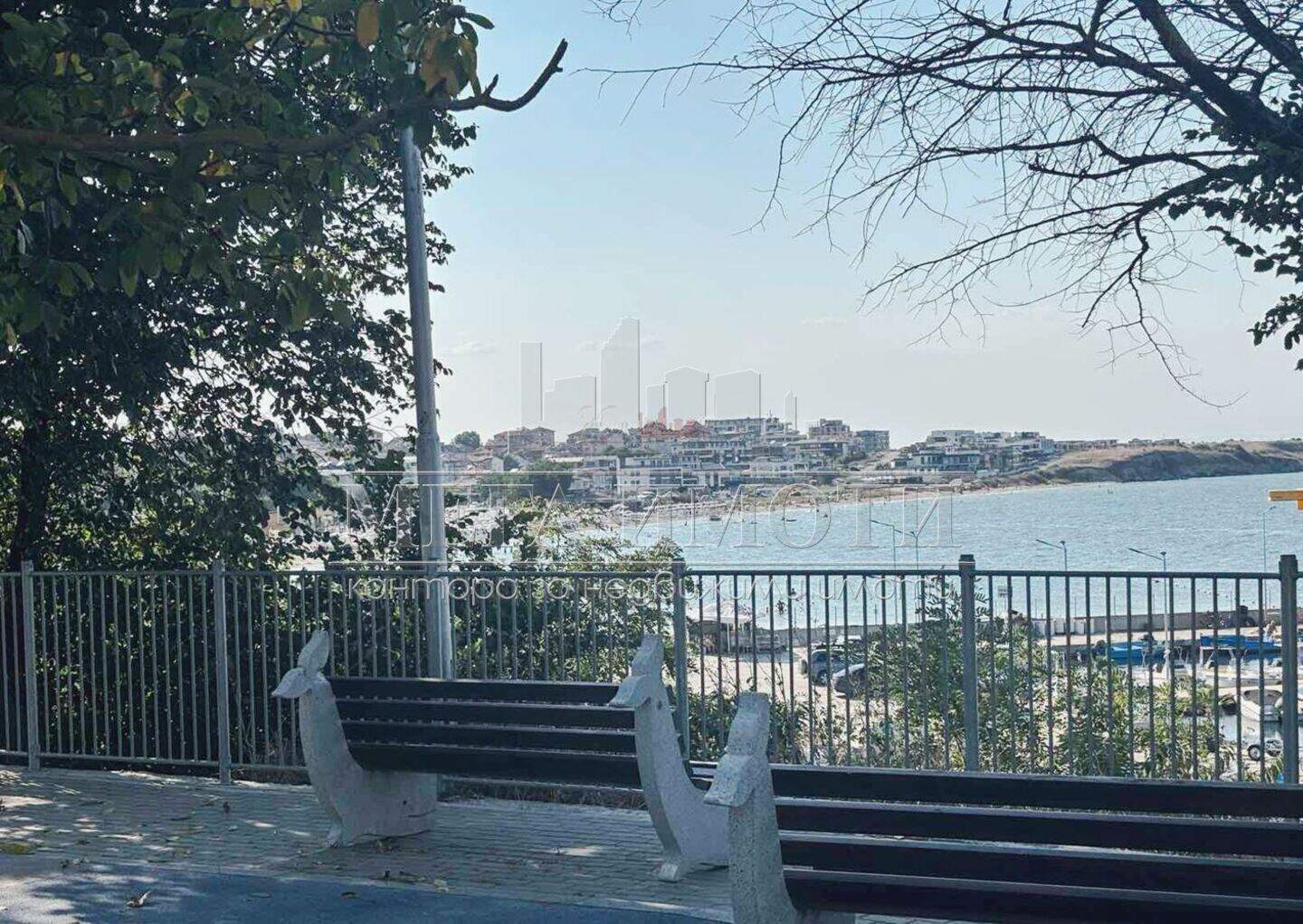 Cu trei camere Apartament în Kraîmorie, Burgas – fotografia 2