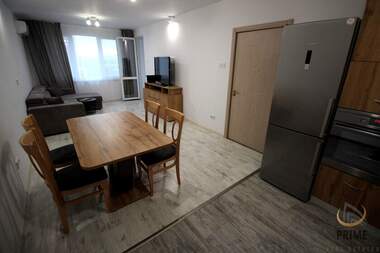 Închiriere - Apartament în Slaveîkov,  Burgas