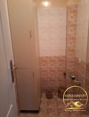 Продажба - Апартамент в Дружба 1,  Хасково