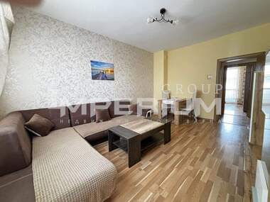 Închiriere - Apartament în Ceaîka,  Varna
