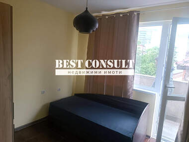 Închiriere - Apartament în Hășove,  Ruse