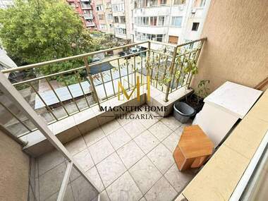 For rent - Apartment in Vazrajdane,  Burgas