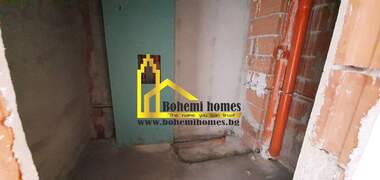 Продажба - Апартамент в Кючук Париж,  Пловдив
