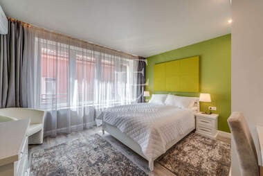 Kira - Apartman olarak Oborishte,  Sofia