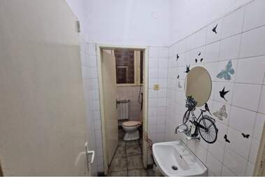Vânzare - Clădire în Promișlena zona - Zapad,  Ruse