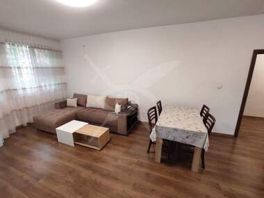 Închiriere - Apartament în Văstaniceeski,  Plovdiv