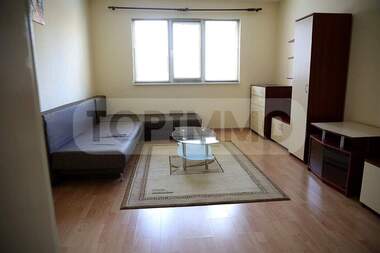 Închiriere - Apartament în Țveten kvartal,  Varna