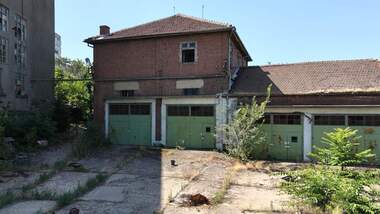 For sale - Warehouse/Storage Unit in Promishlena zona - Iztok,  Ruse