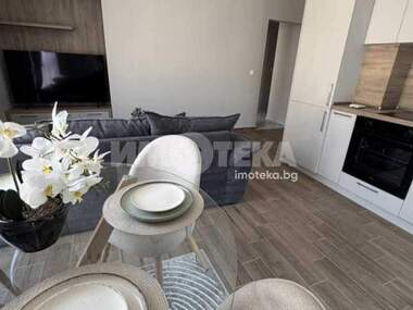 For sale - Apartment in Mladejki halm,  Plovdiv