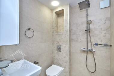 Vânzare - Apartament în Zornița,  Burgas