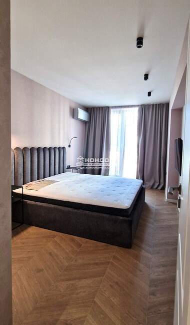 Vânzare - Apartament în Kărșiaka,  Plovdiv