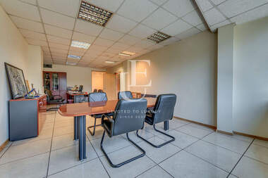 Verkauf - Büro in Center,  Sovia