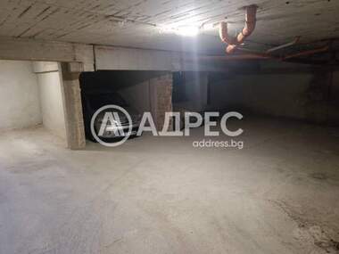 Продажба - Паркомясто в Център,  Варна