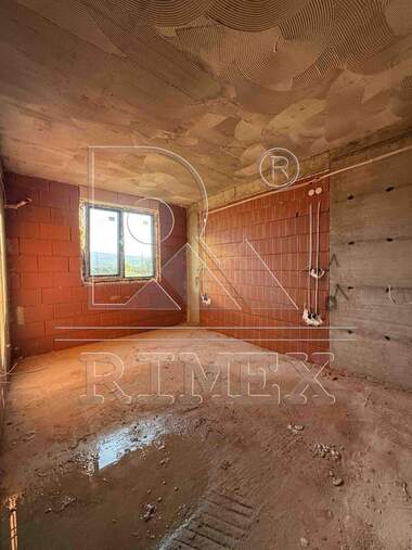 For sale - Apartment in Ostromila,  Plovdiv