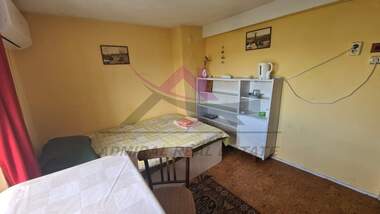 Închiriere - Apartament în VINS - Ceerven ploștiad,  Varna