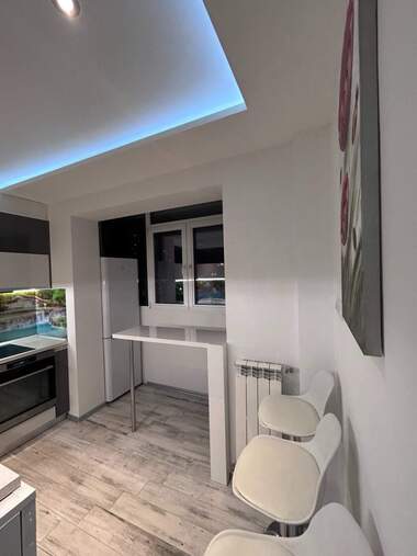 Vânzare - Apartament în Mladost 1,  Varna