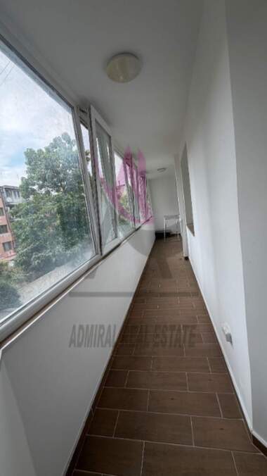 For rent - Apartment in Kolhozen pazar,  Varna