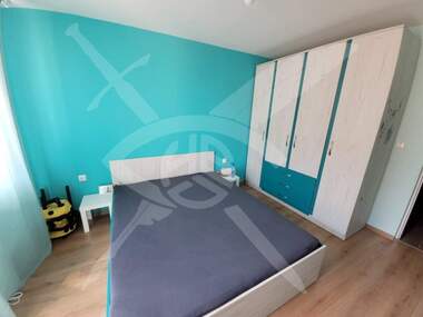 Închiriere - Apartament în Văzrajdane 1,  Varna