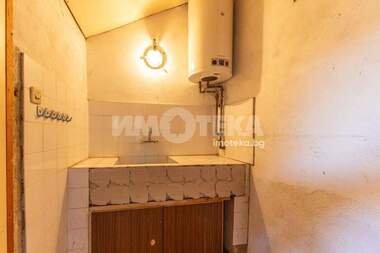 For sale - Apartment in Aksakovo,  Varna