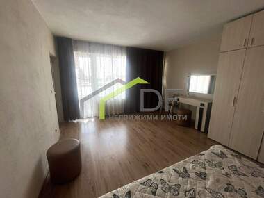 Închiriere - Apartament în Galata,  Varna