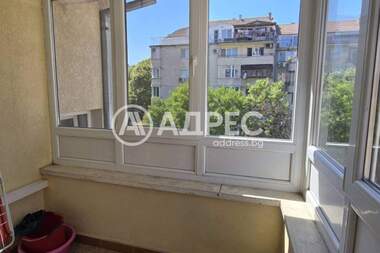 Kira - Apartman olarak Liatno kino Trakia,  Varna
