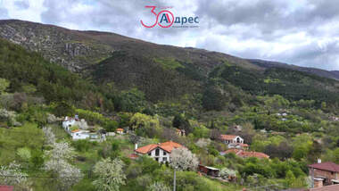 Satış - Karlovo View - Gayrimenkul ile bina olarak Karlovo,  Plovdiv