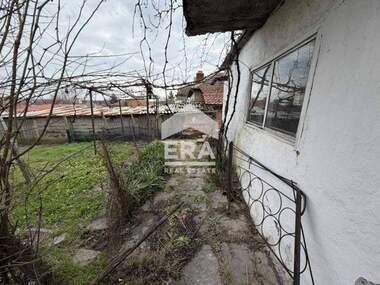 Продажа - Этаж дома в Република,  Хасково