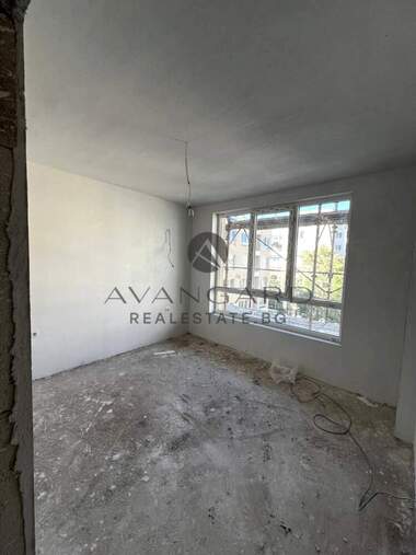 For sale - Apartment in Kiuchuk Parij,  Plovdiv