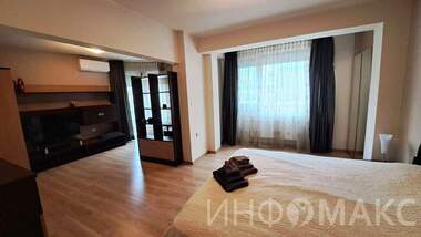 Închiriere - Apartament în Lazur,  Burgas