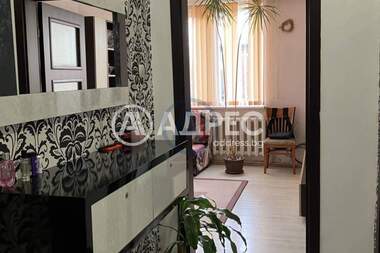 For sale - Apartment in Dolno Ezerovo,  Burgas