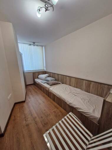 Miete - Wohnung in Zentar,  Burgas