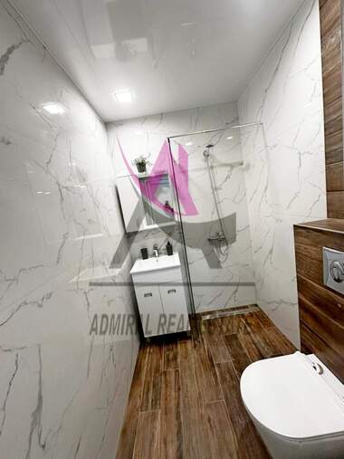 Închiriere - Apartament în Vladislavovo,  Varna