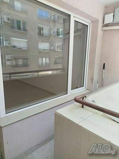 For sale - Apartment in Vazrajdane,  Burgas