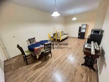 Închiriere - Apartament în Bratia Miladinovi,  Burgas