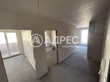Продажба - Апартамент в Остромила,  Пловдив