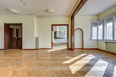 Verkauf - Wohnung in Center,  Sovia