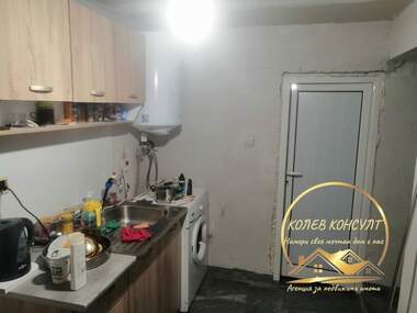 For sale - House in Sarnevo,  Stara Zagora