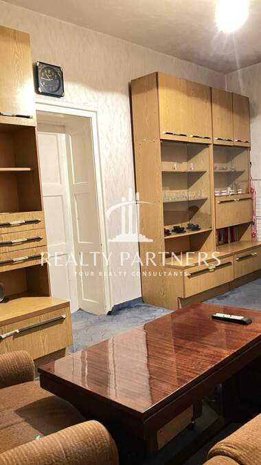 Продажба - Апартамент в Изток,  Перник