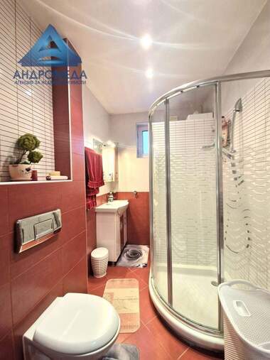 For sale - Apartment in 9-ti kvartal,  Pleven