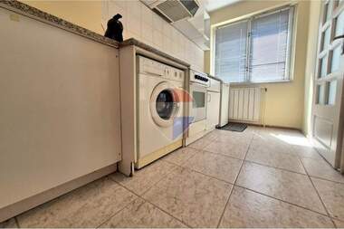 Vânzare - Apartament în Sportna zala,  Varna