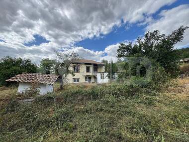 For sale - House in Koprivec,  Ruse