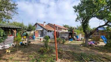 Продажба - Къща в Кръста,  Русе