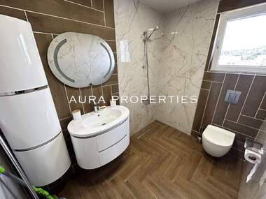 For sale - Apartment in Vasil Levski,  Razgrad