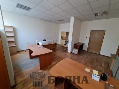 Închiriere - Spațiu industrial/Spațiu de depozitare/Depozit în Zdraveț,  Ruse