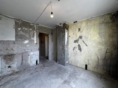 Продажба - Апартамент в Дружба 3,  Русе