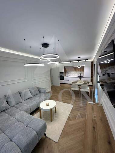 Продажба - Апартамент в Каменица 2,  Пловдив