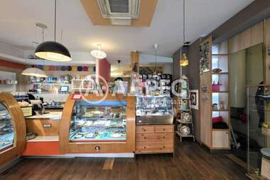 For sale - Store in Vitosha,  Sofia