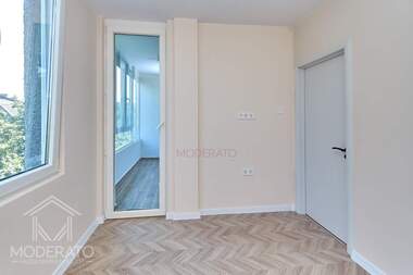 Продажба - Апартамент в Център,  Бургас