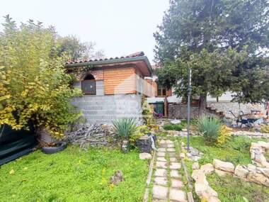 Vânzare - Casă în Zlatna Livada,  Stara Zagora