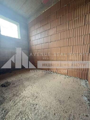 Продажба - Апартамент в Остромила,  Пловдив
